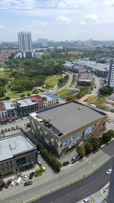 Sky Trees 4 Guests High Floor Smart Tv Garden View A1801 Lejlighed Johor Bahru Eksteriør billede