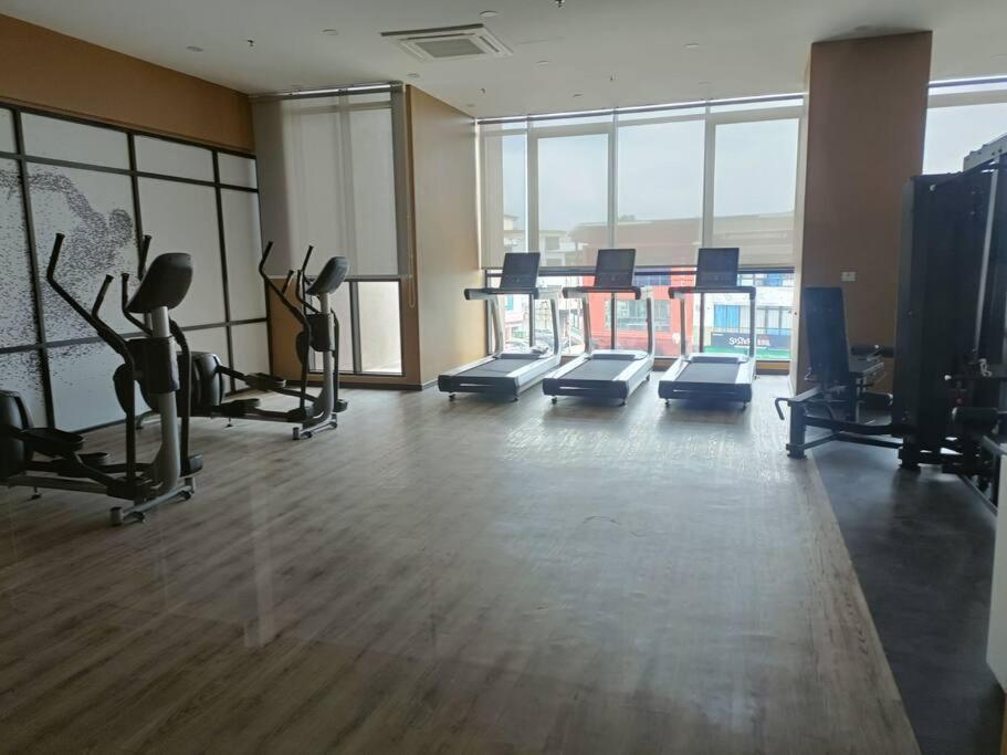 Sky Trees 4 Guests High Floor Smart Tv Garden View A1801 Lejlighed Johor Bahru Eksteriør billede