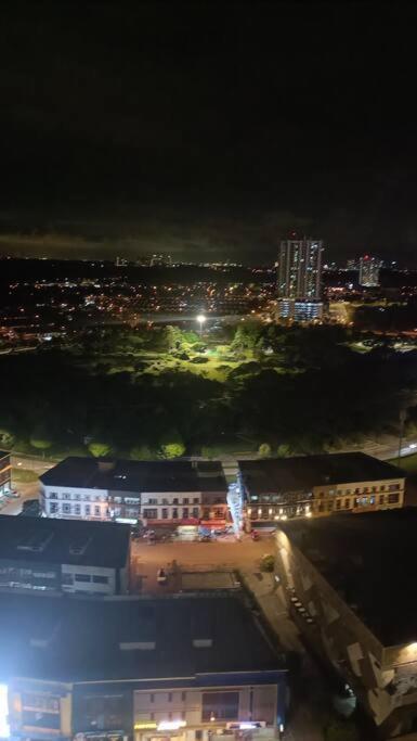 Sky Trees 4 Guests High Floor Smart Tv Garden View A1801 Lejlighed Johor Bahru Eksteriør billede